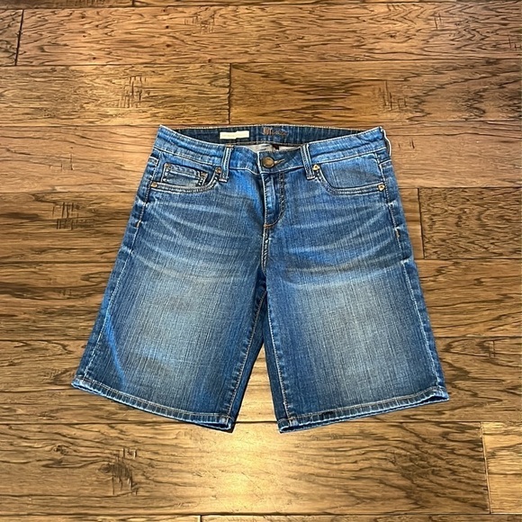 Kut From The Kloth Catherine Boyfriend Short Size 6 - Picture 1 of 16